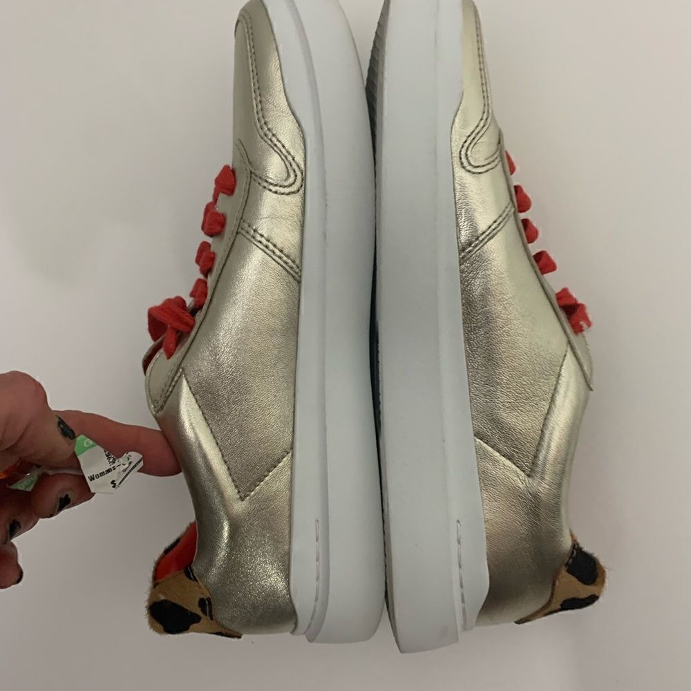 Cole Haan Gold Leather Funky Street Comfy Tennis Shoes size 7.5 - Picture 6 of 8